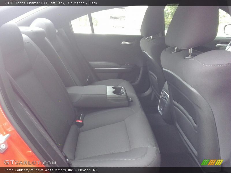 Go Mango / Black 2018 Dodge Charger R/T Scat Pack