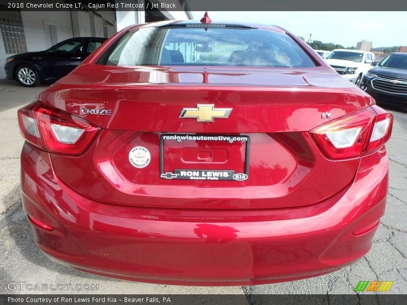 Cajun Red Tintcoat / Jet Black 2018 Chevrolet Cruze LT