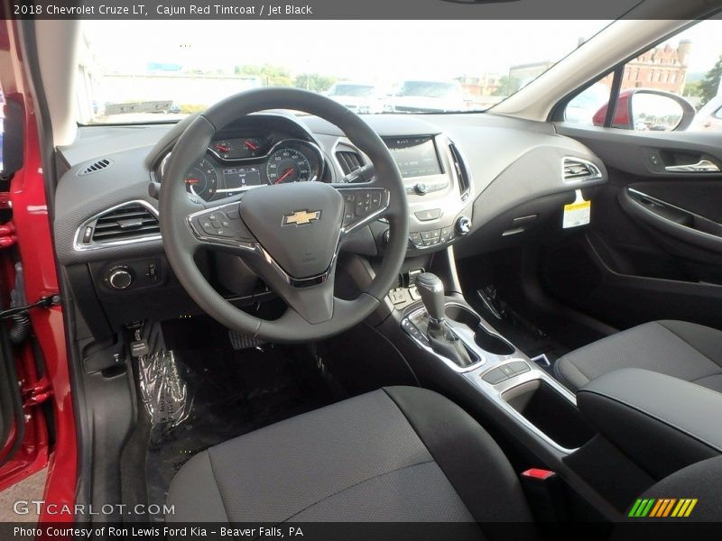 Cajun Red Tintcoat / Jet Black 2018 Chevrolet Cruze LT