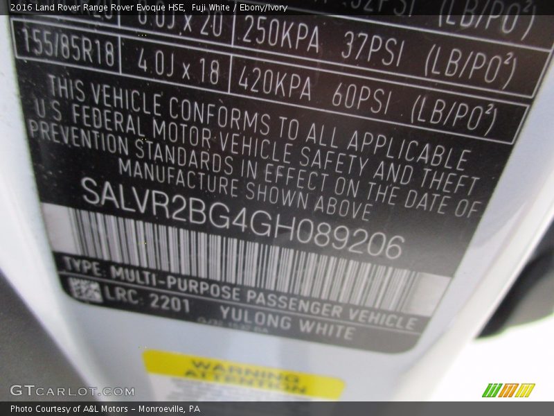 Fuji White / Ebony/Ivory 2016 Land Rover Range Rover Evoque HSE