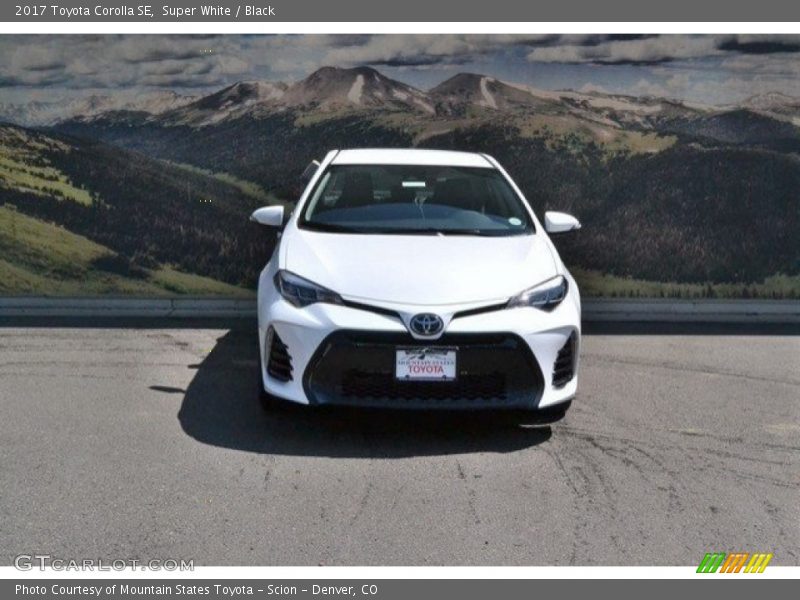 Super White / Black 2017 Toyota Corolla SE