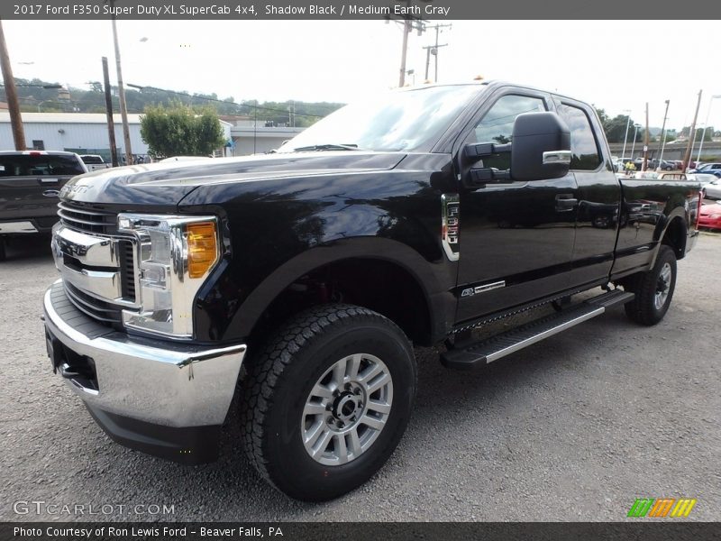 Shadow Black / Medium Earth Gray 2017 Ford F350 Super Duty XL SuperCab 4x4