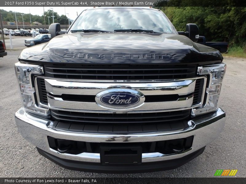 Shadow Black / Medium Earth Gray 2017 Ford F350 Super Duty XL SuperCab 4x4