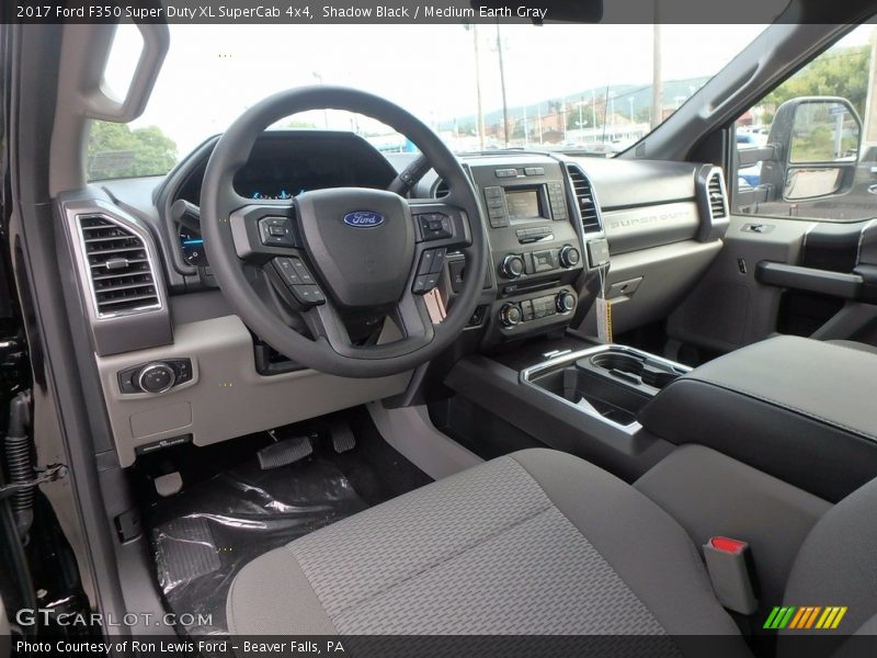  2017 F350 Super Duty XL SuperCab 4x4 Medium Earth Gray Interior