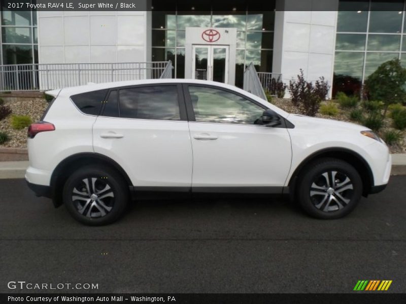 Super White / Black 2017 Toyota RAV4 LE