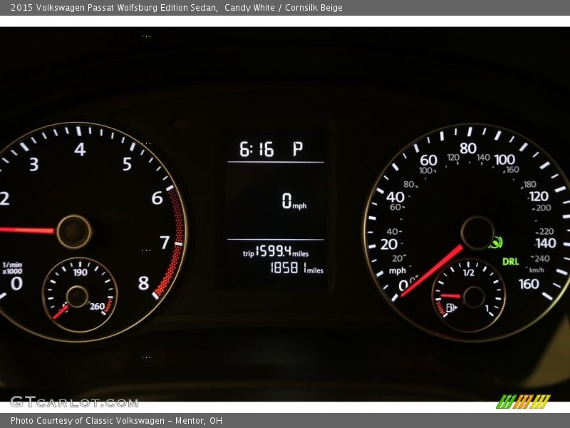 Candy White / Cornsilk Beige 2015 Volkswagen Passat Wolfsburg Edition Sedan