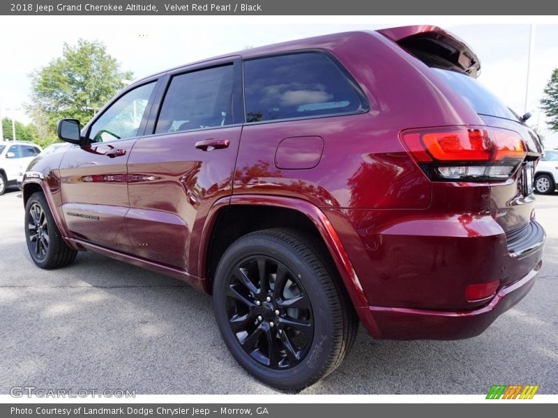 Velvet Red Pearl / Black 2018 Jeep Grand Cherokee Altitude