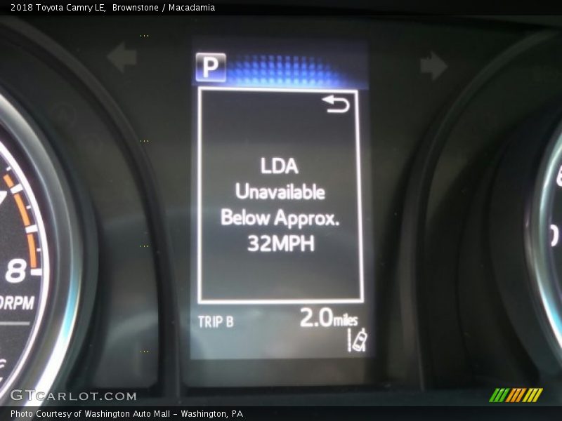 Brownstone / Macadamia 2018 Toyota Camry LE