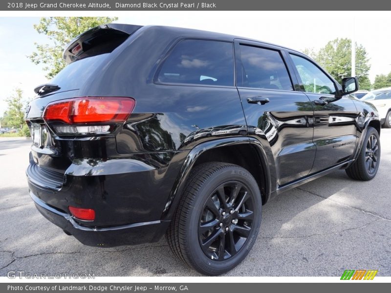 Diamond Black Crystal Pearl / Black 2018 Jeep Grand Cherokee Altitude