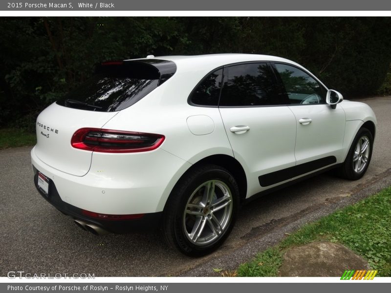 White / Black 2015 Porsche Macan S