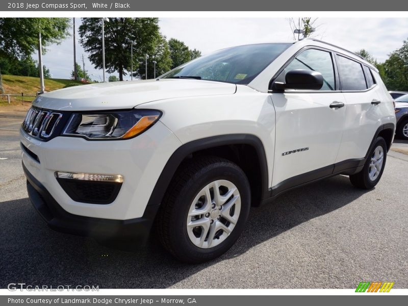 White / Black 2018 Jeep Compass Sport