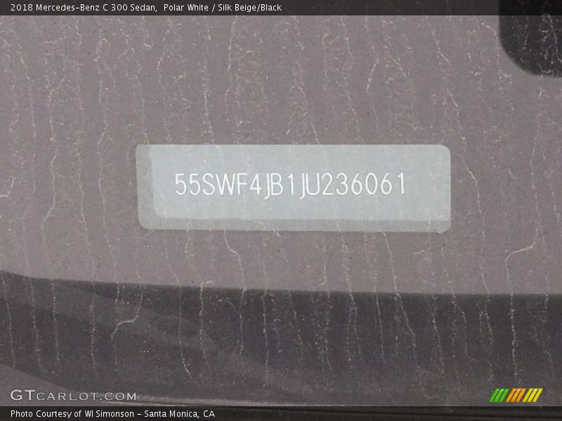 Polar White / Silk Beige/Black 2018 Mercedes-Benz C 300 Sedan