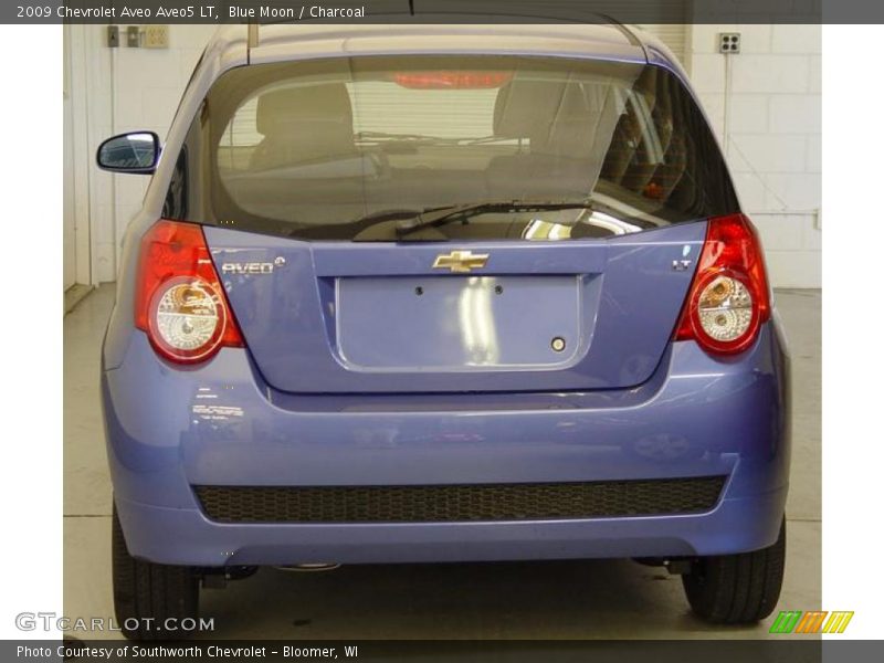 Blue Moon / Charcoal 2009 Chevrolet Aveo Aveo5 LT
