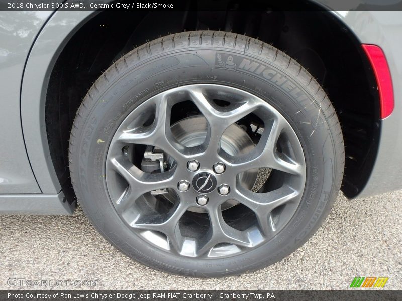 Ceramic Grey / Black/Smoke 2018 Chrysler 300 S AWD