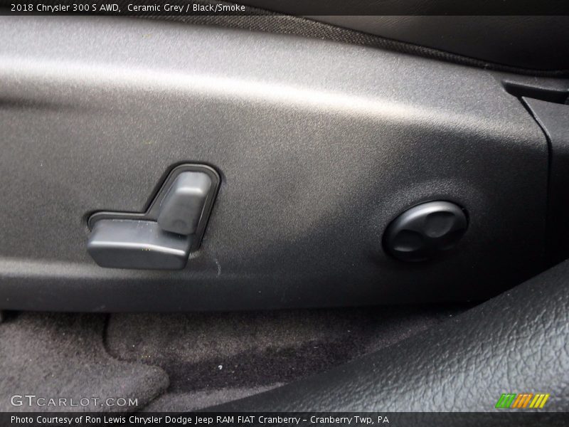 Ceramic Grey / Black/Smoke 2018 Chrysler 300 S AWD