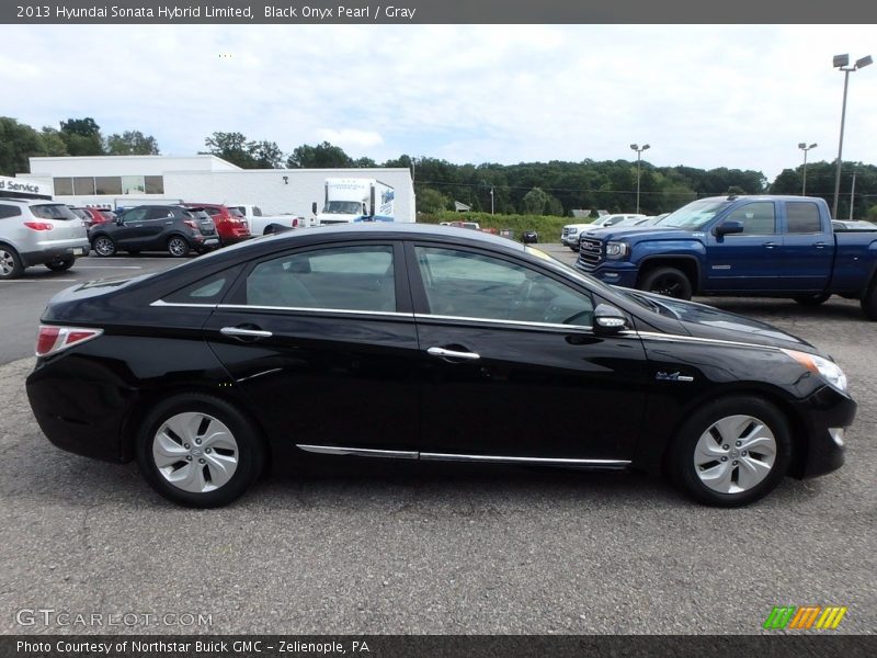 Black Onyx Pearl / Gray 2013 Hyundai Sonata Hybrid Limited