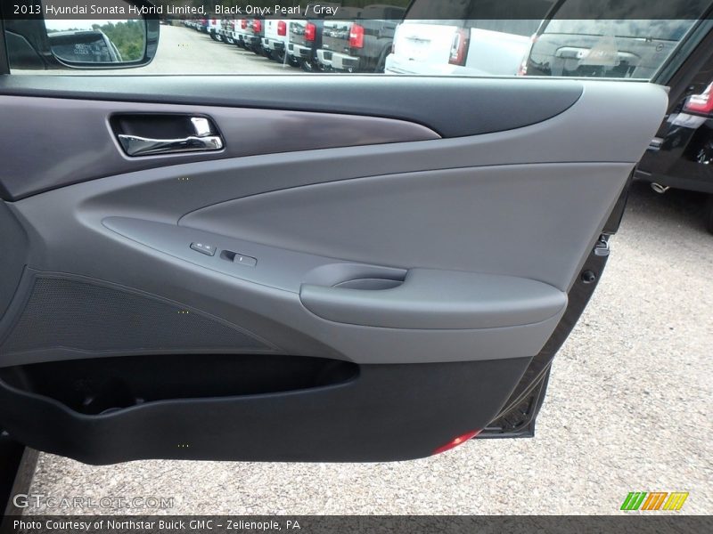 Black Onyx Pearl / Gray 2013 Hyundai Sonata Hybrid Limited