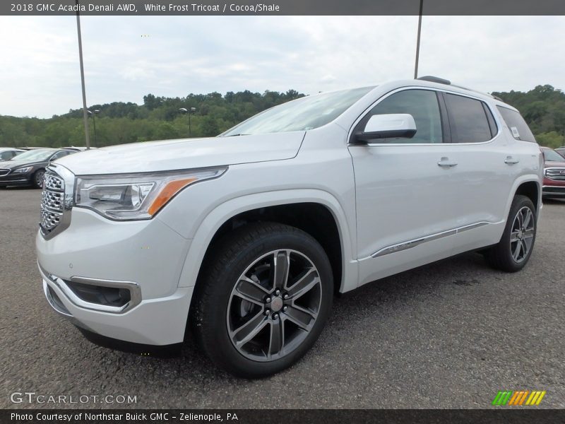 Front 3/4 View of 2018 Acadia Denali AWD