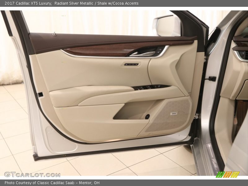Radiant Silver Metallic / Shale w/Cocoa Accents 2017 Cadillac XTS Luxury