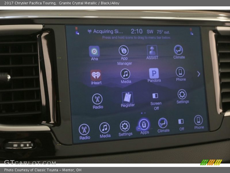Granite Crystal Metallic / Black/Alloy 2017 Chrysler Pacifica Touring