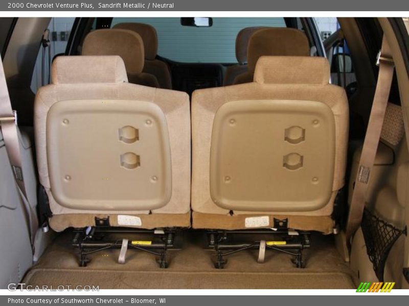 Sandrift Metallic / Neutral 2000 Chevrolet Venture Plus