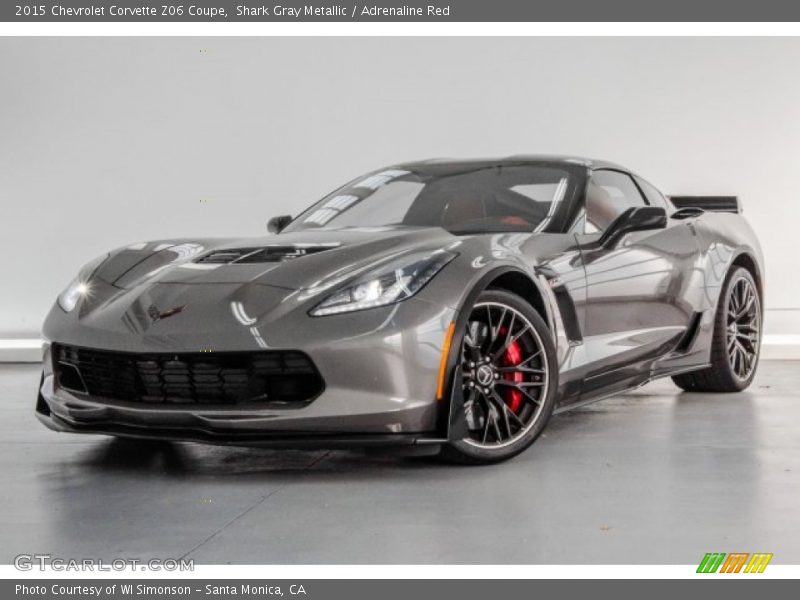 Front 3/4 View of 2015 Corvette Z06 Coupe