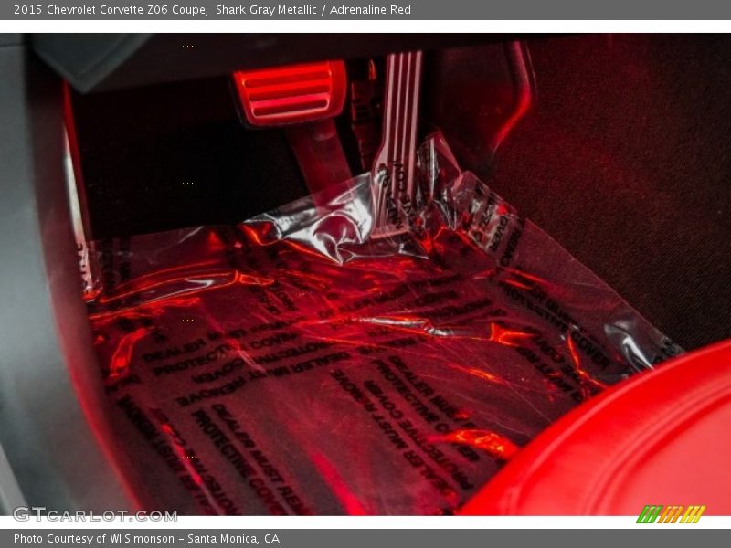 Shark Gray Metallic / Adrenaline Red 2015 Chevrolet Corvette Z06 Coupe