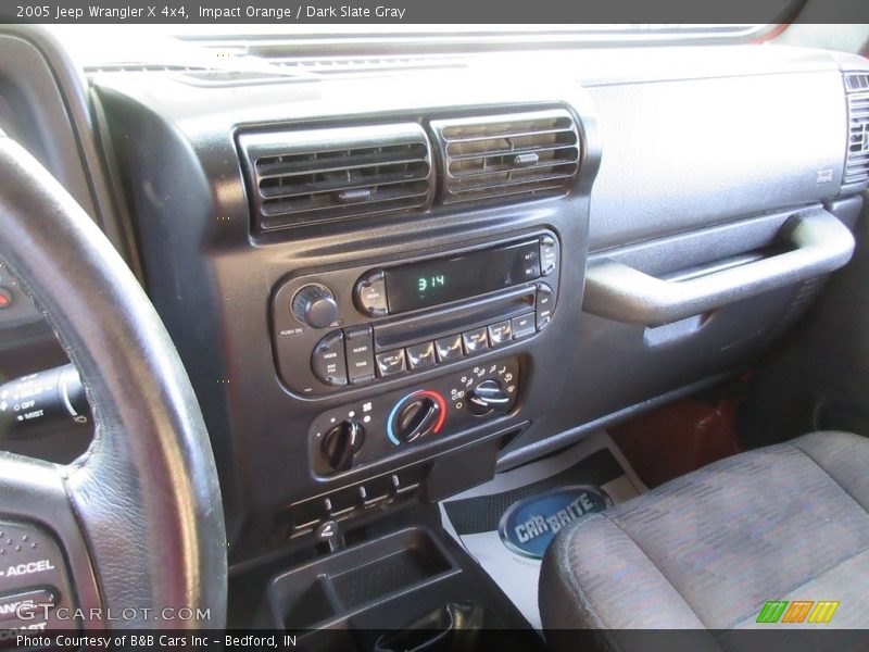 Impact Orange / Dark Slate Gray 2005 Jeep Wrangler X 4x4