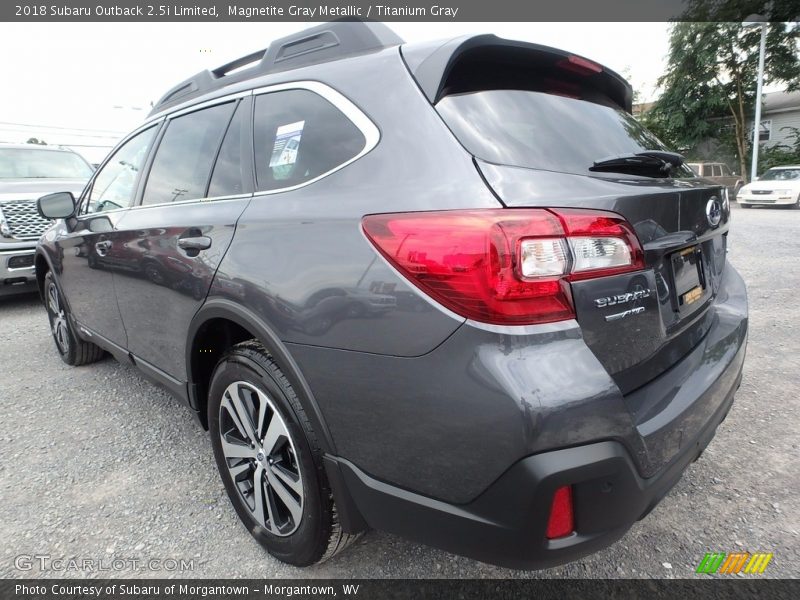 Magnetite Gray Metallic / Titanium Gray 2018 Subaru Outback 2.5i Limited