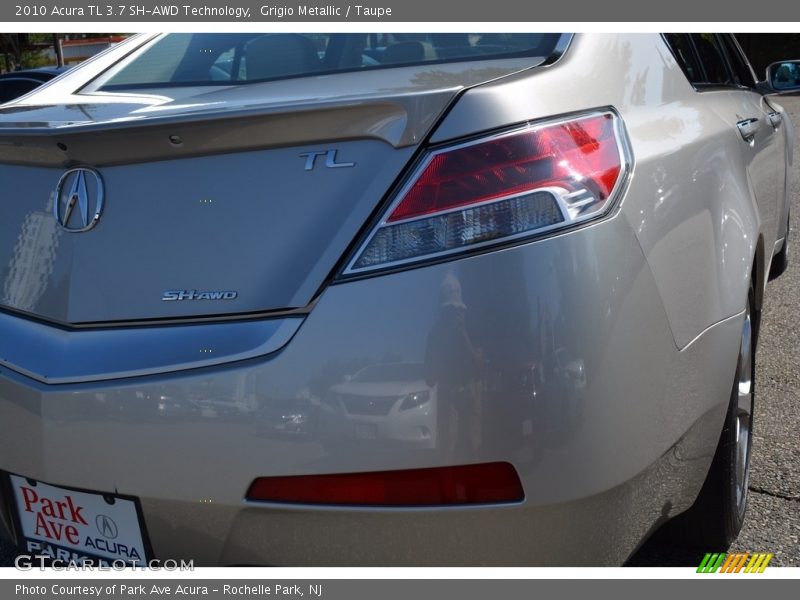 Grigio Metallic / Taupe 2010 Acura TL 3.7 SH-AWD Technology
