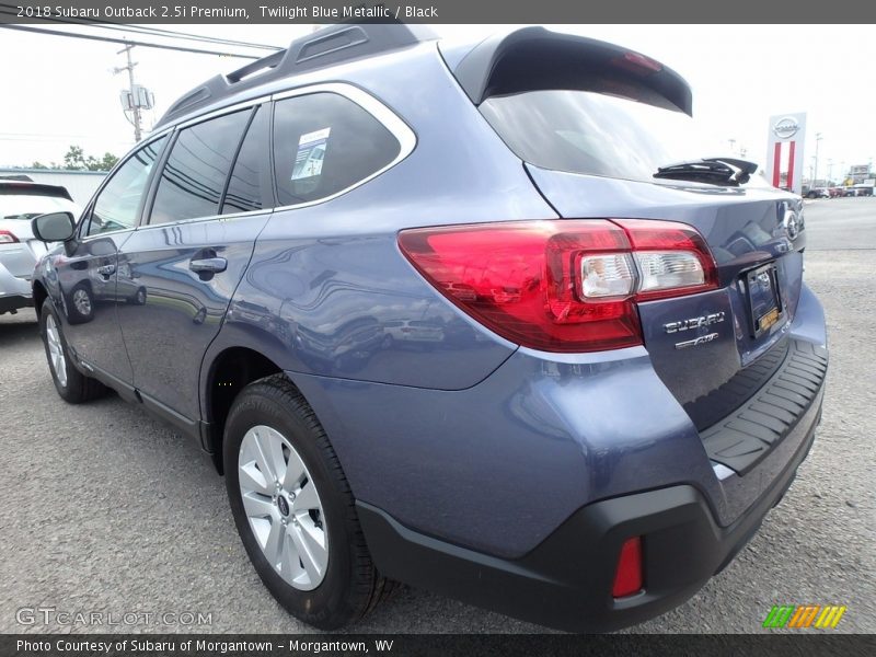Twilight Blue Metallic / Black 2018 Subaru Outback 2.5i Premium