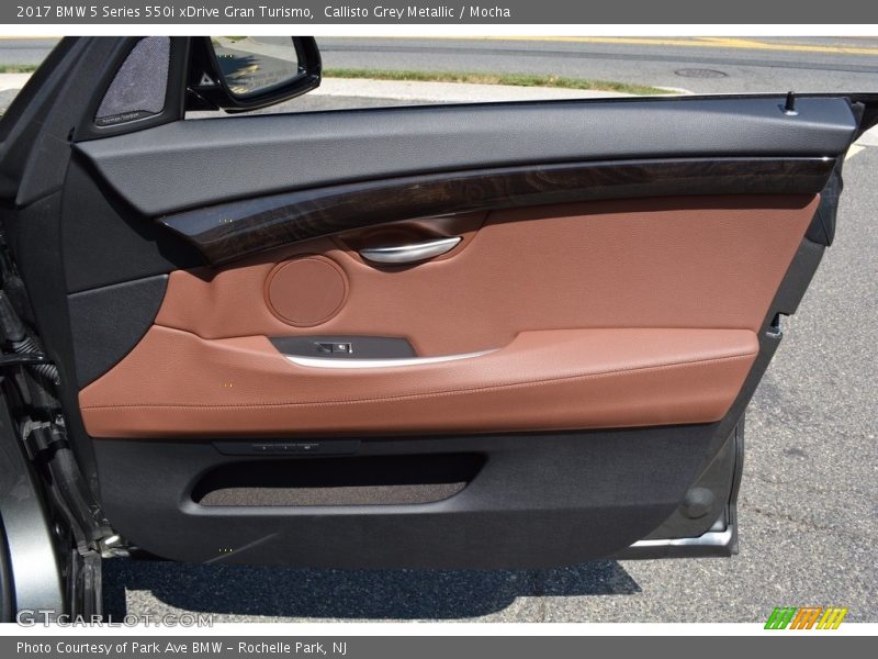 Callisto Grey Metallic / Mocha 2017 BMW 5 Series 550i xDrive Gran Turismo