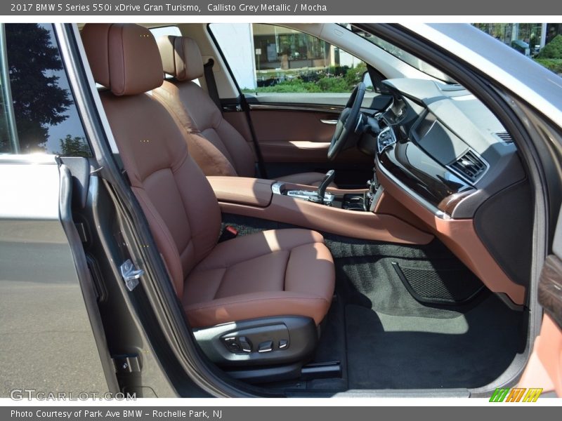Callisto Grey Metallic / Mocha 2017 BMW 5 Series 550i xDrive Gran Turismo