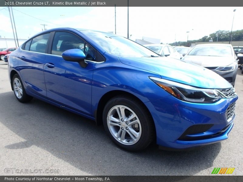 Kinetic Blue Metallic / Jet Black 2018 Chevrolet Cruze LT
