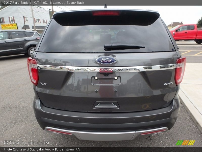 Magnetic / Ebony Black 2017 Ford Explorer XLT 4WD