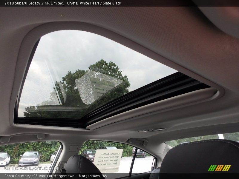 Sunroof of 2018 Legacy 3.6R Limited
