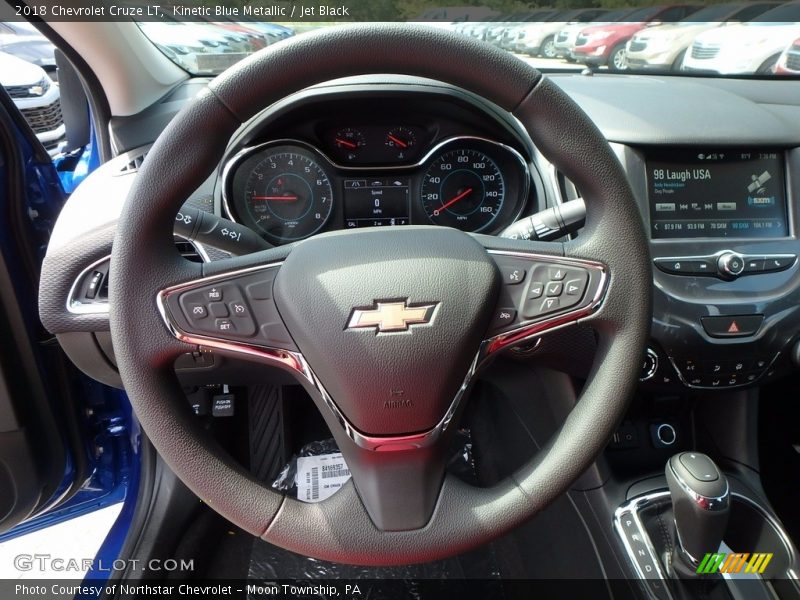 Kinetic Blue Metallic / Jet Black 2018 Chevrolet Cruze LT