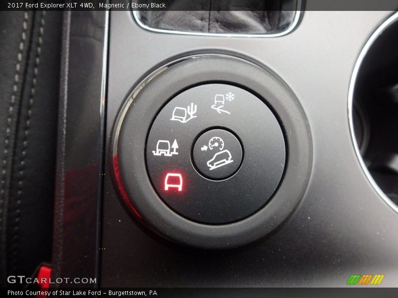 Magnetic / Ebony Black 2017 Ford Explorer XLT 4WD