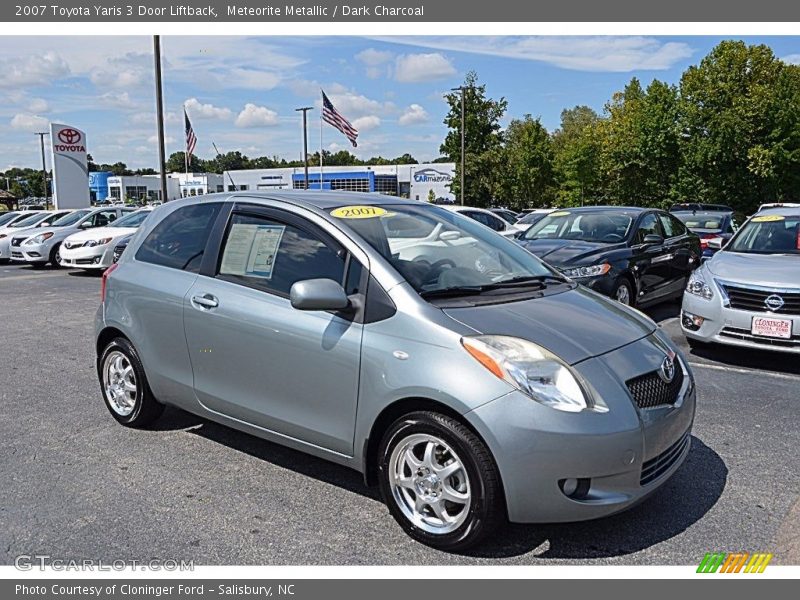 Meteorite Metallic / Dark Charcoal 2007 Toyota Yaris 3 Door Liftback