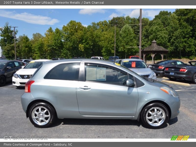 Meteorite Metallic / Dark Charcoal 2007 Toyota Yaris 3 Door Liftback