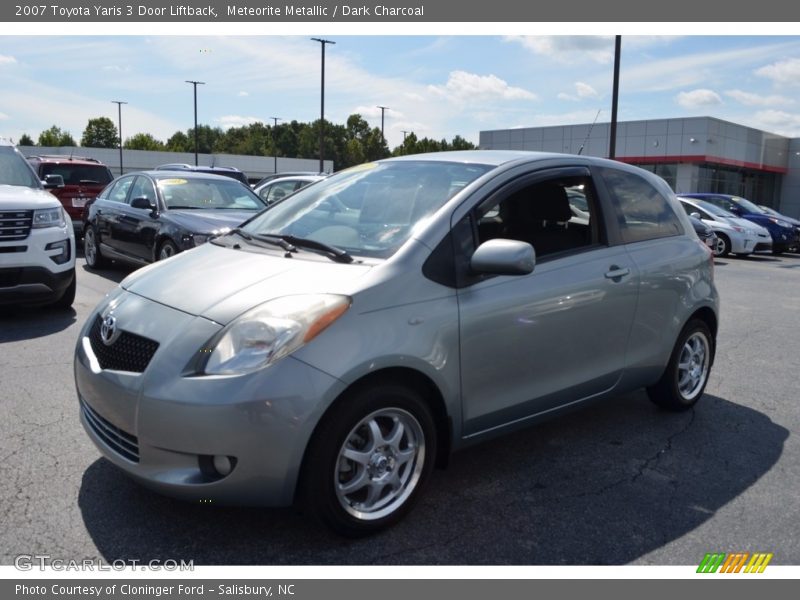 Meteorite Metallic / Dark Charcoal 2007 Toyota Yaris 3 Door Liftback