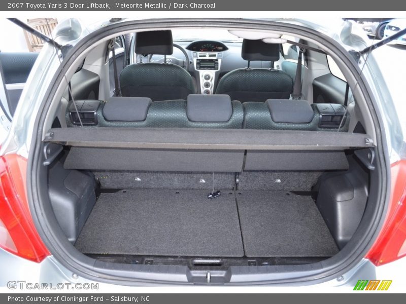Meteorite Metallic / Dark Charcoal 2007 Toyota Yaris 3 Door Liftback