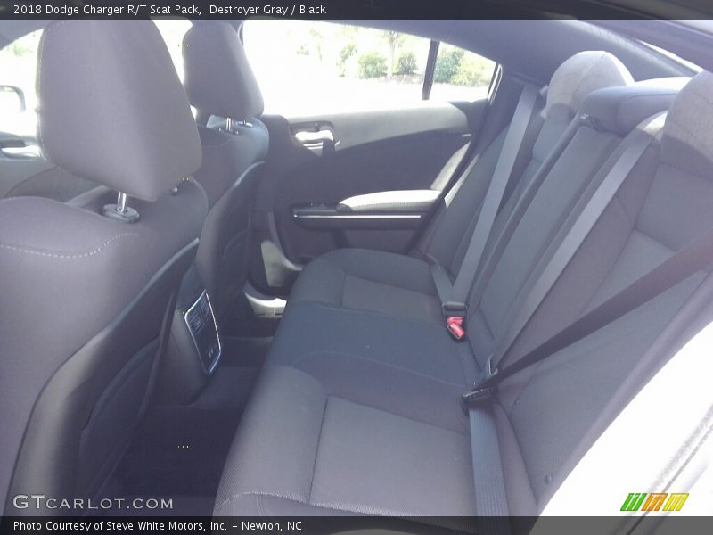 Destroyer Gray / Black 2018 Dodge Charger R/T Scat Pack