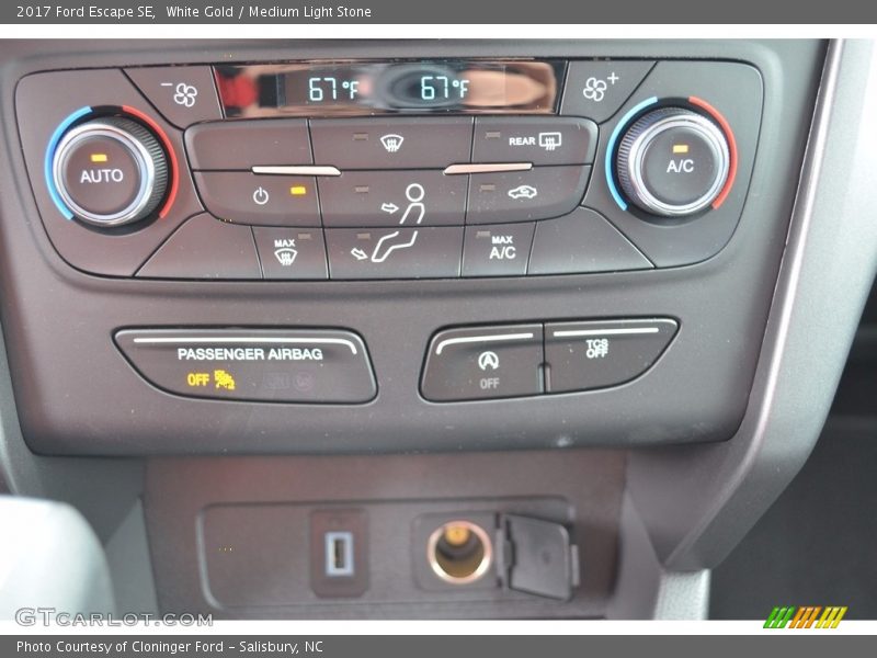 White Gold / Medium Light Stone 2017 Ford Escape SE