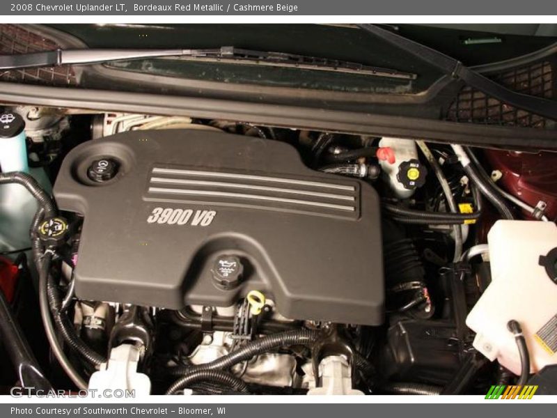 Bordeaux Red Metallic / Cashmere Beige 2008 Chevrolet Uplander LT