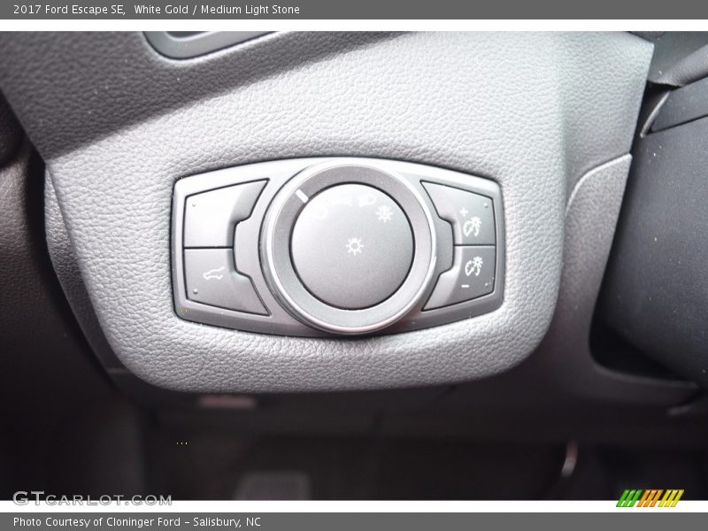 White Gold / Medium Light Stone 2017 Ford Escape SE