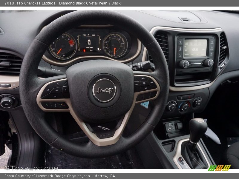 Diamond Black Crystal Pearl / Black 2018 Jeep Cherokee Latitude