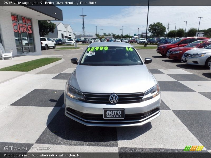 Reflex Silver Metallic / Titan Black 2016 Volkswagen Jetta S