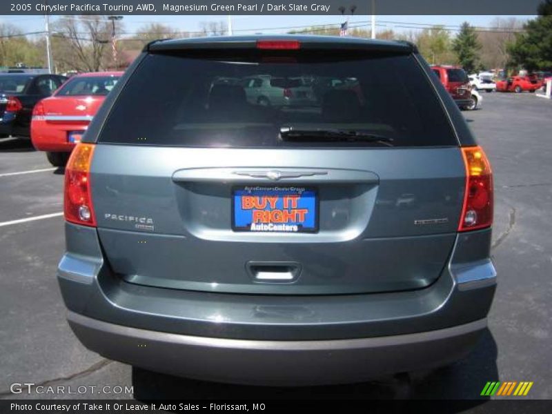 Magnesium Green Pearl / Dark Slate Gray 2005 Chrysler Pacifica Touring AWD