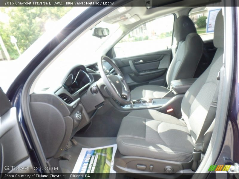 Blue Velvet Metallic / Ebony 2016 Chevrolet Traverse LT AWD